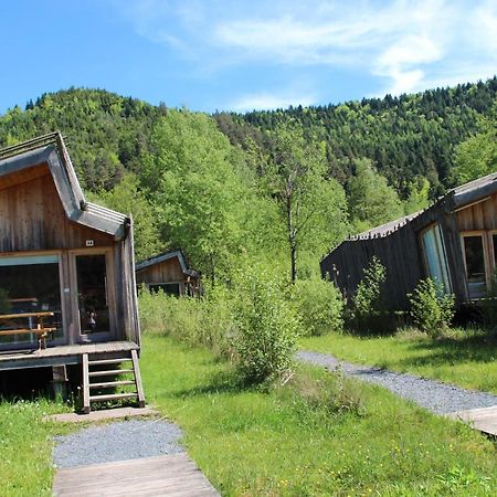 Camping Des Lacs*** Villa Celles-sur-Plaine Luaran gambar